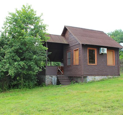 012_800x750.jpg