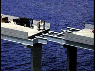 1297160431_when-construction-workers-get-it-wrong05.jpg