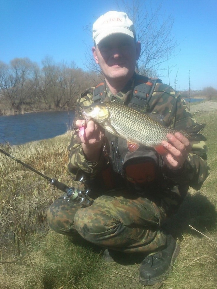 Открытие сезона 2014г.Сработала розовая миниколебалка от SV Fishing Lures(Koketка)