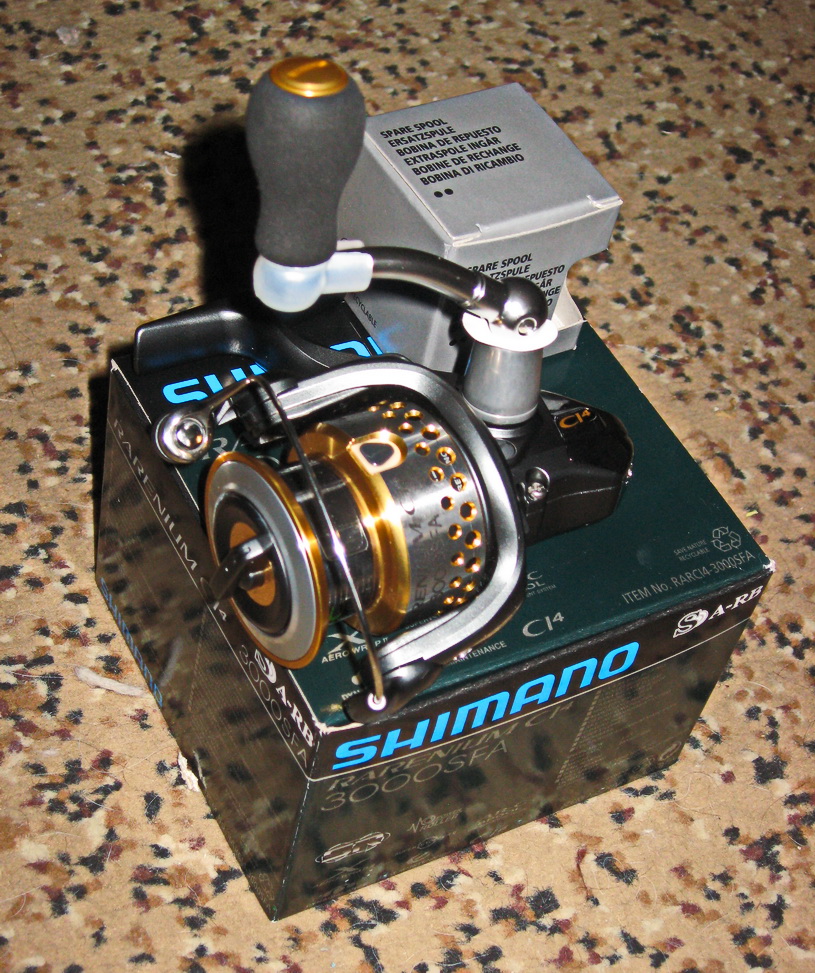 Новая катушка чисто для У.Л.(Shimano Rarenium 09  Ci4 3000 SFA)