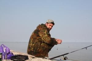 Злобный взляд из под бровей
